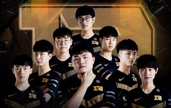 刚满18！阿森纳盘点恩瓦内里6项纪录：队史18岁前攻入进球最多.