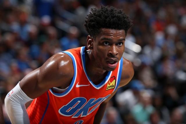 新疆95-96深圳遭3坏消息！外援配置糟糕，外线防守拉胯，欠缺领袖